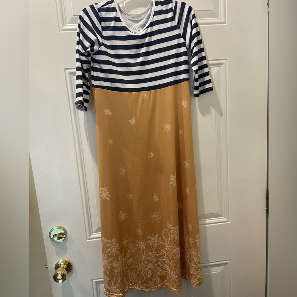 Emma & Elsa girls dress 11/12